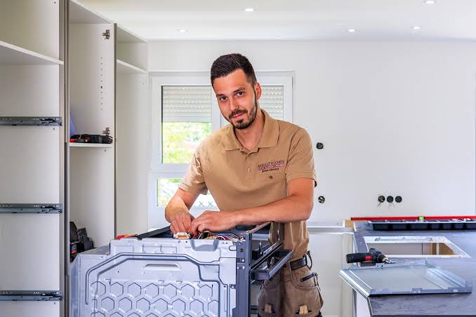 5 passende Leistungen für Arbeitsplattenreparatur in Hannover – Beschädigte Küchenoberflächen länger nutzen