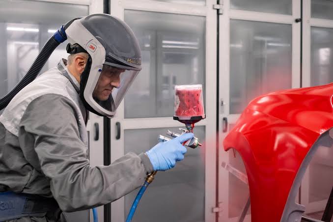 Die 5 besten Autolackier-Services in Pforzheim – Reparierte Bauteile farblich exakt an den vorhandenen Lack anpassen